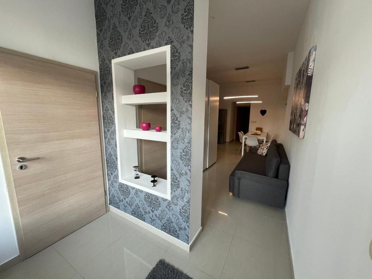 Luce Apartment *
